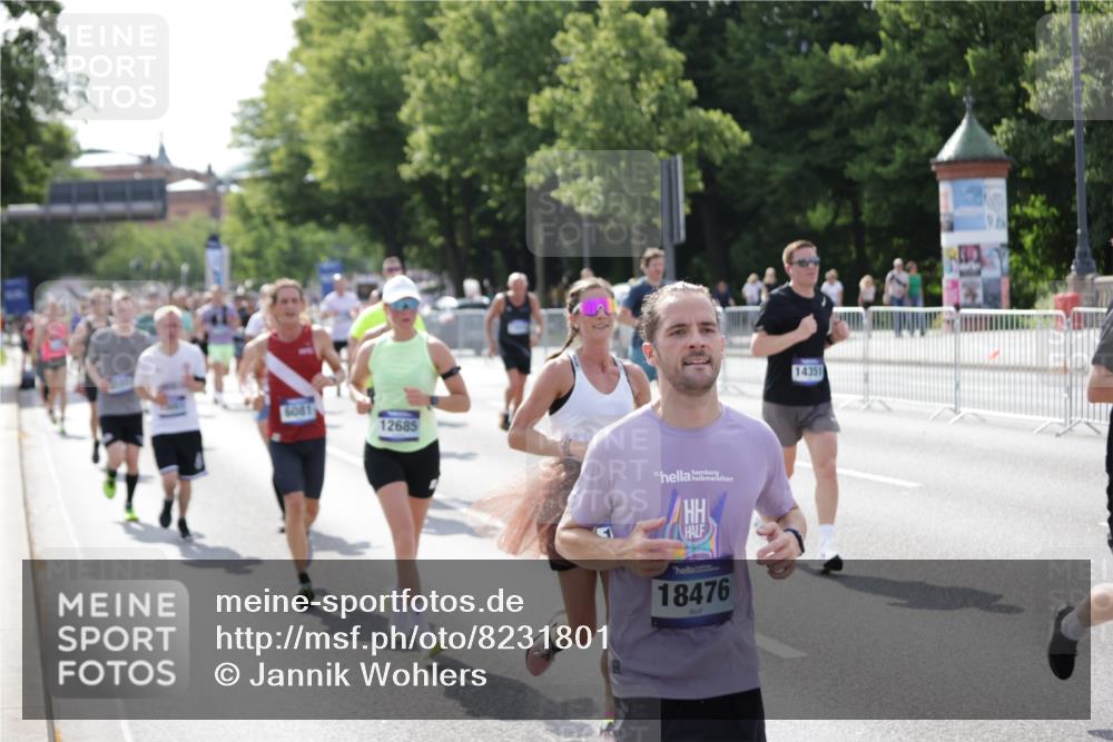 29.06.2025 - hella hamburg halbmarathon Jannik Wohlers http://msf.ph/oto/8231801 29.06.2025 09:52:42 Lombardsbrücke 1012, 1391, 1735, 2048, 2213, 2234, 2590, 2788, 2970, 3021, 3098, 3304, 3907, 3917, 3928, 4981, 4997, 5132, 5623, 5682, 6081, 6152, 6712, 6716, 7005, 7093, 7147, 7450, 8063, 8145, 8467, 8664, 8694, 8704, 8722, 8819, 9232, 9374, 9538, 9540, 9544, 9585, 10208, 10211, 10216, 10313, 11094, 11153, 11291, 11469, 11778, 12154, 12534, 12685, 12783, 12966, 13015, 13051, 13709, 13782, 14351, 14690, 14794, 15126, 15651 meine-sportfotos.de
