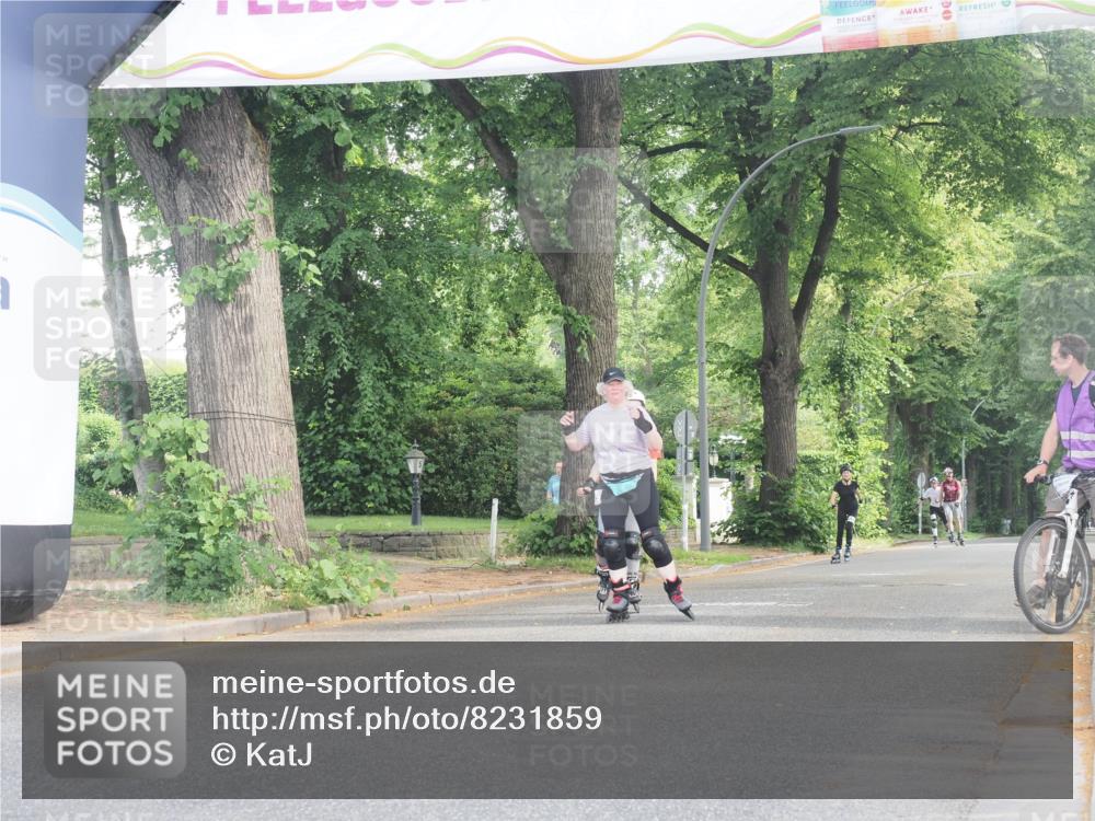 29.06.2025 - hella hamburg halbmarathon KatJ http://msf.ph/oto/8231859 29.06.2025 09:42:32 Zwischen KM18-KM19  meine-sportfotos.de