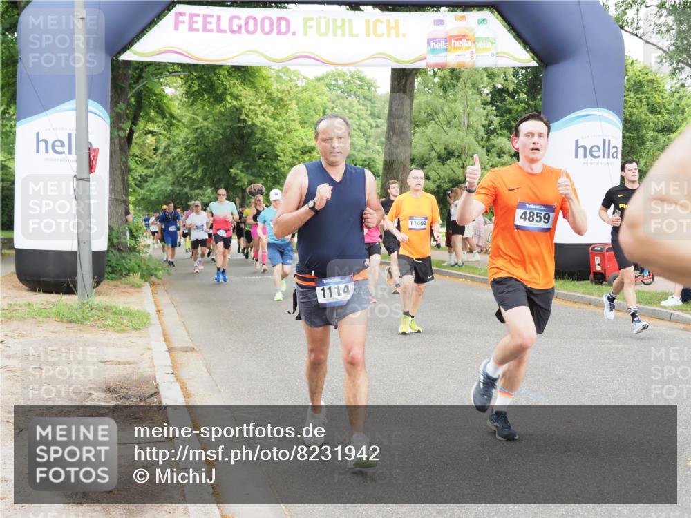 29.06.2025 - hella hamburg halbmarathon MichiJ http://msf.ph/oto/8231942 29.06.2025 10:49:40 Zwischen KM18-KM19 1114, 1940, 4859, 6311, 7869, 9124, 10866, 11402, 12567, 12662, 13551, 13739, 13841, 16371, 16540, 18796 meine-sportfotos.de