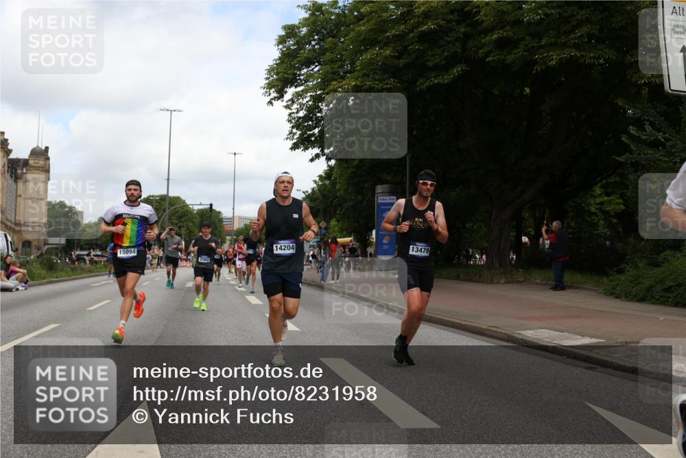29.06.2025 - hella hamburg halbmarathon Yannick Fuchs http://msf.ph/oto/8231958 29.06.2025 10:34:09 20KM 1343, 2044, 2525, 2546, 2563, 2972, 3547, 4398, 4565, 4759, 5752, 7981, 8319, 8346, 8925, 9116, 9265, 9540, 11284, 11305, 11806, 12046, 12091, 12335, 12372, 13190, 13479, 13514, 14204, 14272, 14359, 15013, 15094, 15336, 15435, 15556, 15744, 17005, 17215, 17360, 17425, 17668, 17792, 17916, 18149, 18154, 18285, 18803 meine-sportfotos.de