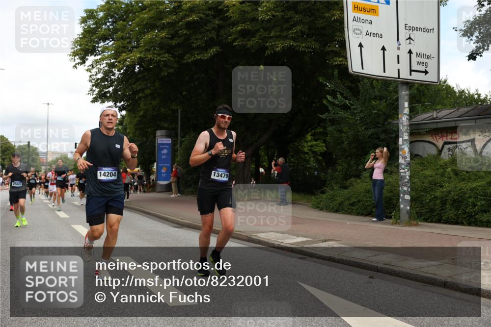 29.06.2025 - hella hamburg halbmarathon Yannick Fuchs http://msf.ph/oto/8232001 29.06.2025 10:34:09 20KM 1343, 2044, 2525, 2546, 2563, 2972, 3547, 4398, 4565, 4759, 5752, 7981, 8319, 8346, 8925, 9116, 9265, 9540, 11284, 11305, 11806, 12046, 12091, 12335, 12372, 13190, 13479, 13514, 14204, 14272, 14359, 15013, 15094, 15336, 15435, 15556, 15744, 17005, 17215, 17360, 17425, 17668, 17792, 17916, 18149, 18154, 18285, 18803 meine-sportfotos.de
