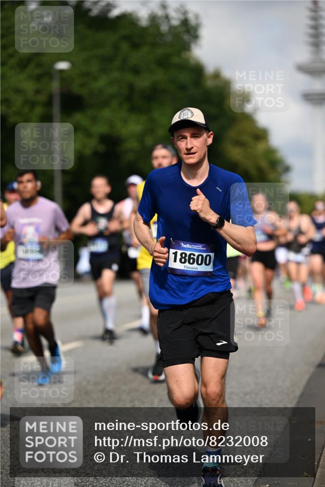 29.06.2025 - hella hamburg halbmarathon Dr. Thomas Lammeyer http://msf.ph/oto/8232008 29.06.2025 09:50:25 Kennedybrücke 1002, 1053, 1396, 1407, 1411, 1577, 1910, 1959, 2563, 2836, 2851, 3790, 3935, 4740, 5193, 6032, 6305, 6473, 7080, 7466, 7622, 7831, 7867, 7972, 8323, 9376, 9508, 10477, 10771, 11055, 11370 meine-sportfotos.de