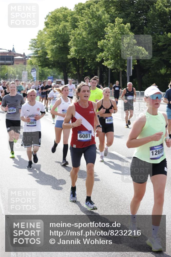 29.06.2025 - hella hamburg halbmarathon Jannik Wohlers http://msf.ph/oto/8232216 29.06.2025 09:52:44 Lombardsbrücke 1012, 1391, 1735, 2048, 2213, 2234, 2590, 2788, 2970, 3021, 3304, 3907, 3917, 3928, 4553, 4981, 4997, 5132, 5623, 6081, 6152, 6203, 6712, 6716, 7005, 7093, 7147, 7204, 7450, 7765, 8063, 8145, 8664, 8694, 8704, 8722, 8819, 9232, 9305, 9374, 9534, 9538, 9540, 9544, 9585, 10208, 10211, 10216, 10246, 10313, 11094, 11153, 11291, 11469, 11648, 12035, 12154, 12534, 12643, 12685, 12783, 12966, 13015, 13051, 13709, 13782, 14351, 14690, 14794, 15126, 15651, 15803, 15900 meine-sportfotos.de