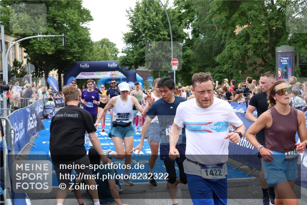 29.06.2025 - hella hamburg halbmarathon Zöllner http://msf.ph/oto/8232322 29.06.2025 10:53:57 Ziel 1706, 1870, 2432, 6260, 6481, 7395, 7918, 7973, 9922, 10891, 11789, 12413, 13032, 13869, 14026, 14175, 15502, 16477, 16538, 18418, 18487, 18759, 18831, 18879, 18915, 19177 meine-sportfotos.de