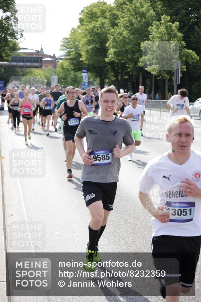 29.06.2025 - hella hamburg halbmarathon Jannik Wohlers http://msf.ph/oto/8232359 29.06.2025 09:52:45 Lombardsbrücke 1012, 1391, 1735, 1759, 2048, 2213, 2234, 2590, 2970, 3021, 3304, 3907, 3917, 3928, 4553, 4981, 4997, 5132, 5623, 5624, 6081, 6152, 6203, 6712, 6716, 7005, 7093, 7147, 7204, 7450, 7765, 8063, 8145, 8664, 8694, 8704, 8722, 8819, 9232, 9305, 9374, 9534, 9538, 9540, 9544, 9585, 10208, 10211, 10216, 10246, 10313, 11094, 11153, 11291, 11469, 11648, 12035, 12154, 12534, 12643, 12685, 12783, 12966, 13015, 13051, 13709, 13782, 14351, 14690, 14794, 15126, 15651, 15803, 15900 meine-sportfotos.de