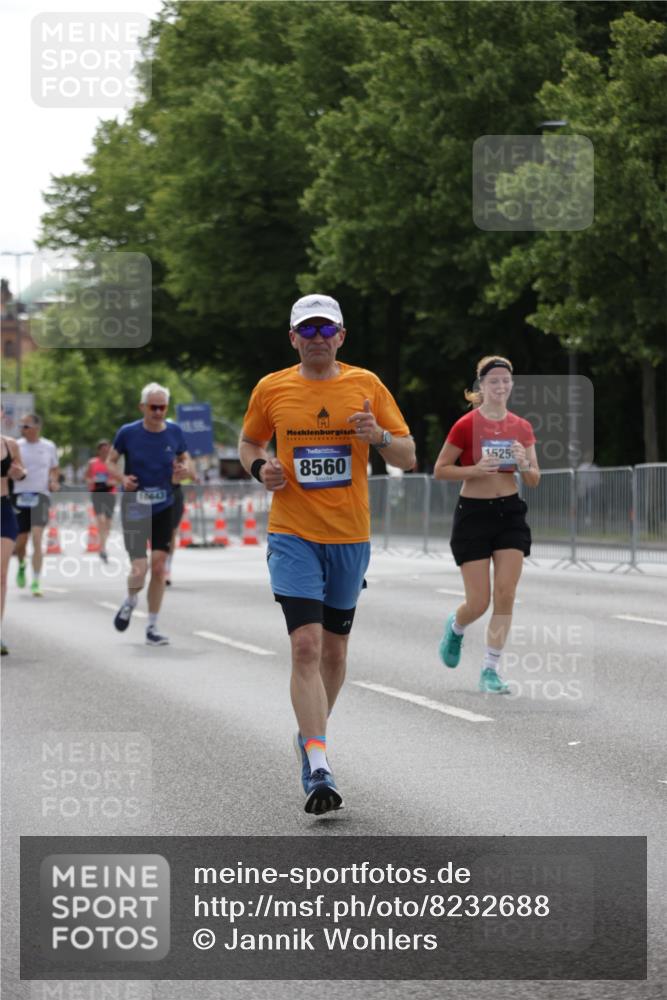 29.06.2025 - hella hamburg halbmarathon Jannik Wohlers http://msf.ph/oto/8232688 29.06.2025 10:28:16 Lombardsbrücke 1518, 1557, 4700, 5249, 5250, 5718, 5903, 5939, 6102, 6418, 7980, 8560, 9642, 9716, 9855, 10068, 10434, 15256, 16125, 16643, 18293 meine-sportfotos.de