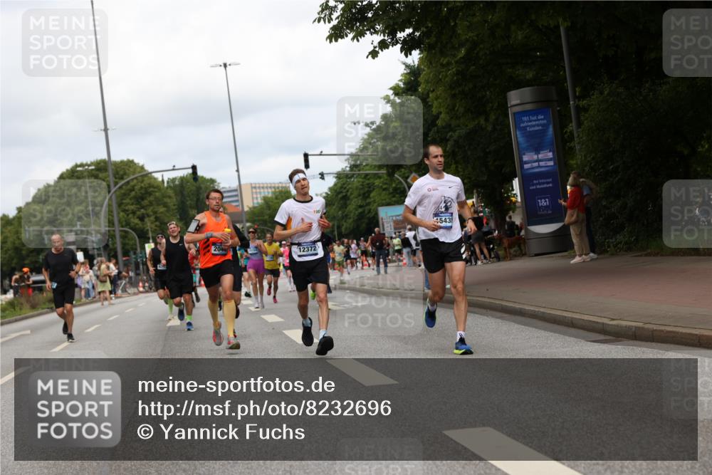 29.06.2025 - hella hamburg halbmarathon Yannick Fuchs http://msf.ph/oto/8232696 29.06.2025 10:34:17 20KM 1358, 2044, 2546, 2563, 2573, 2972, 3547, 3626, 4398, 4565, 5752, 7981, 8319, 8346, 8925, 9116, 9540, 11284, 11305, 11714, 11806, 12046, 12091, 12335, 12372, 13190, 13479, 13514, 14077, 14204, 14272, 15094, 15336, 15421, 15435, 15744, 15828, 17005, 17425, 17668, 17792, 17916, 18013, 18154, 18285, 18803 meine-sportfotos.de