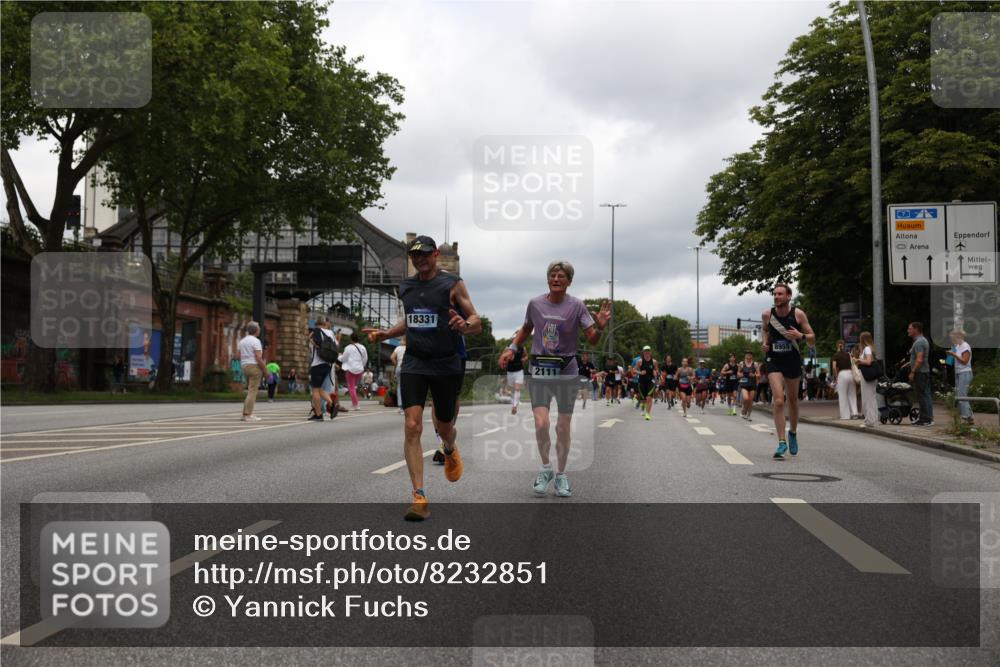 29.06.2025 - hella hamburg halbmarathon Yannick Fuchs http://msf.ph/oto/8232851 29.06.2025 10:46:54 20KM 1098, 1257, 1258, 1482, 1657, 1683, 2111, 2208, 2444, 2814, 2910, 3258, 3399, 3952, 3999, 4121, 4419, 4587, 4726, 5169, 5194, 5607, 5907, 6897, 7178, 7232, 7383, 8273, 8361, 8587, 8651, 8955, 9065, 9163, 10529, 10724, 10811, 11217, 11588, 11589, 11604, 11689, 12155, 12482, 12519, 12910, 13211, 14198, 14286, 14805, 15430, 15681, 15980, 16467, 16929, 17130, 17198, 17710, 18249, 18331, 18901, 19208, 19244 meine-sportfotos.de
