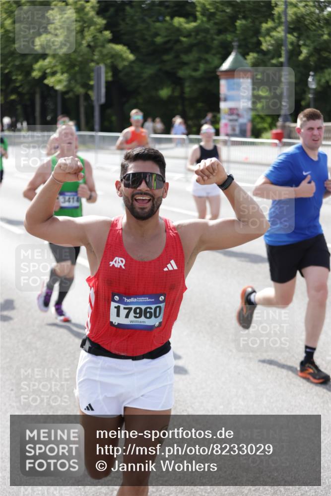 29.06.2025 - hella hamburg halbmarathon Jannik Wohlers http://msf.ph/oto/8233029 29.06.2025 09:53:09 Lombardsbrücke 1466, 1750, 2365, 2402, 2623, 2890, 2937, 3004, 3146, 3186, 3414, 4310, 5362, 5460, 5692, 6071, 6282, 6375, 6388, 6460, 6903, 7322, 7448, 9126, 9200, 9303, 9626, 9723, 9965, 10789, 11283, 11858, 12271, 13009, 13450, 14034, 14200, 14262, 14275, 14464, 14764, 15519, 15629, 16084, 16105, 16286, 16333, 16685, 16725, 17384, 17718, 17729, 17748, 17960, 18066, 18638, 18678, 18922 meine-sportfotos.de