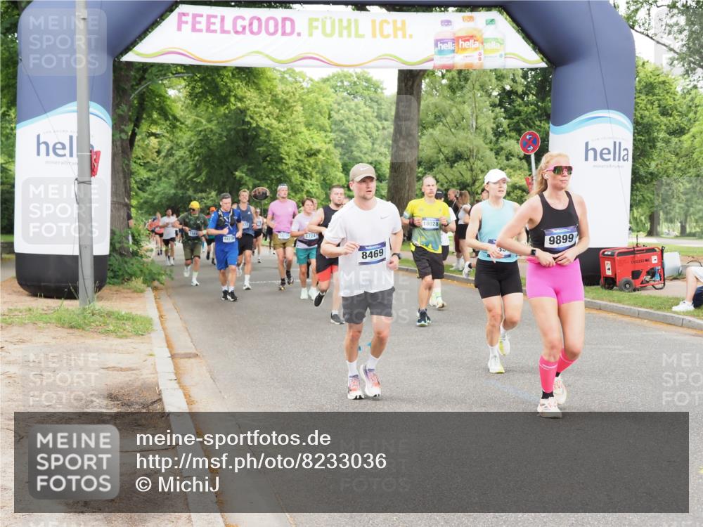 29.06.2025 - hella hamburg halbmarathon MichiJ http://msf.ph/oto/8233036 29.06.2025 10:49:45 Zwischen KM18-KM19 1126, 1724, 6311, 8469, 9899, 10194, 11402, 12567, 13739, 13841, 15093, 16540, 18028, 18359, 18739, 18796 meine-sportfotos.de