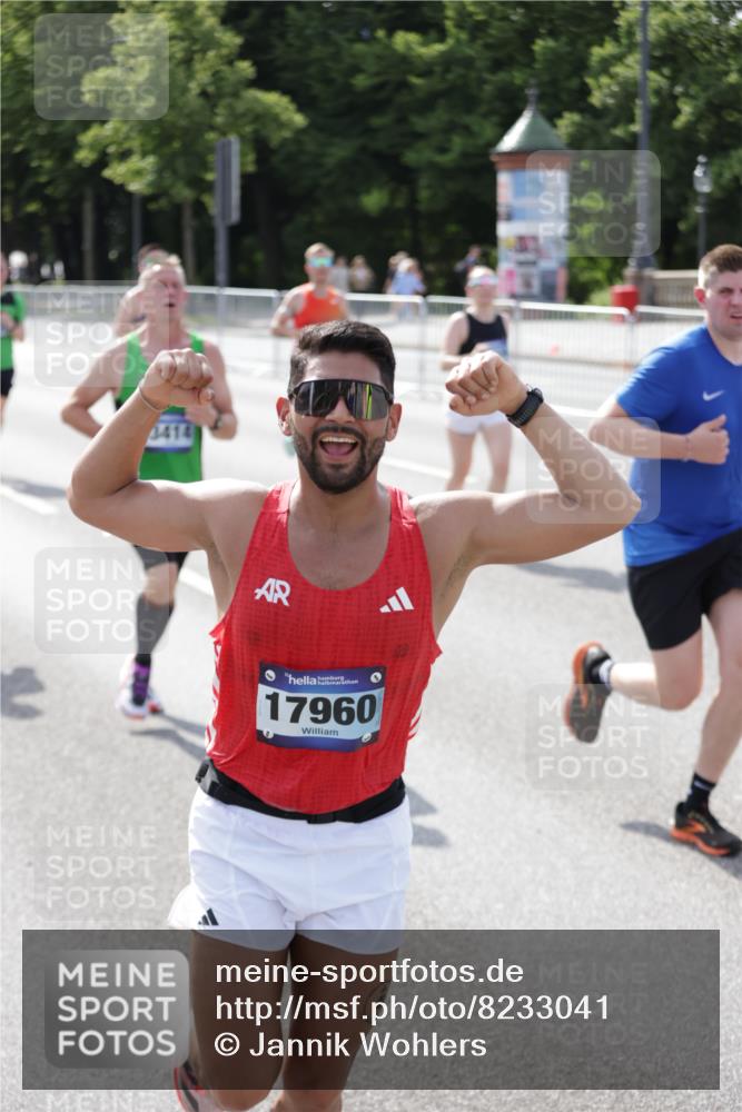 29.06.2025 - hella hamburg halbmarathon Jannik Wohlers http://msf.ph/oto/8233041 29.06.2025 09:53:09 Lombardsbrücke 1466, 1750, 2365, 2402, 2623, 2890, 2937, 3004, 3146, 3186, 3414, 4310, 5362, 5460, 5692, 6071, 6282, 6375, 6388, 6460, 6903, 7322, 7448, 9126, 9200, 9303, 9626, 9723, 9965, 10789, 11283, 11858, 12271, 13009, 13450, 14034, 14200, 14262, 14275, 14464, 14764, 15519, 15629, 16084, 16105, 16286, 16333, 16685, 16725, 17384, 17718, 17729, 17748, 17960, 18066, 18638, 18678, 18922 meine-sportfotos.de