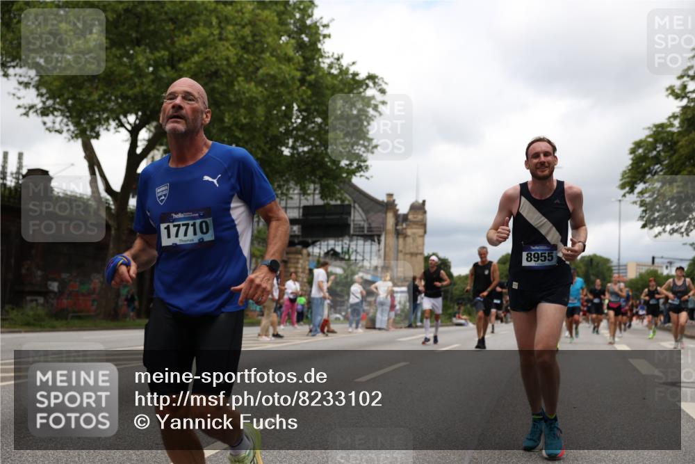 29.06.2025 - hella hamburg halbmarathon Yannick Fuchs http://msf.ph/oto/8233102 29.06.2025 10:46:57 20KM 1098, 1257, 1258, 1482, 1657, 1683, 2111, 2208, 2910, 3334, 3399, 3952, 3999, 4419, 4587, 4726, 5169, 5194, 5607, 5907, 6198, 6897, 7232, 7383, 8273, 8361, 8587, 8651, 8955, 9065, 9163, 10529, 10724, 10811, 11217, 11588, 11589, 11604, 11689, 12155, 12482, 12910, 13211, 14198, 14286, 14805, 15430, 15681, 15980, 16467, 16929, 17130, 17198, 17710, 18249, 18331, 18901, 19208, 19244 meine-sportfotos.de