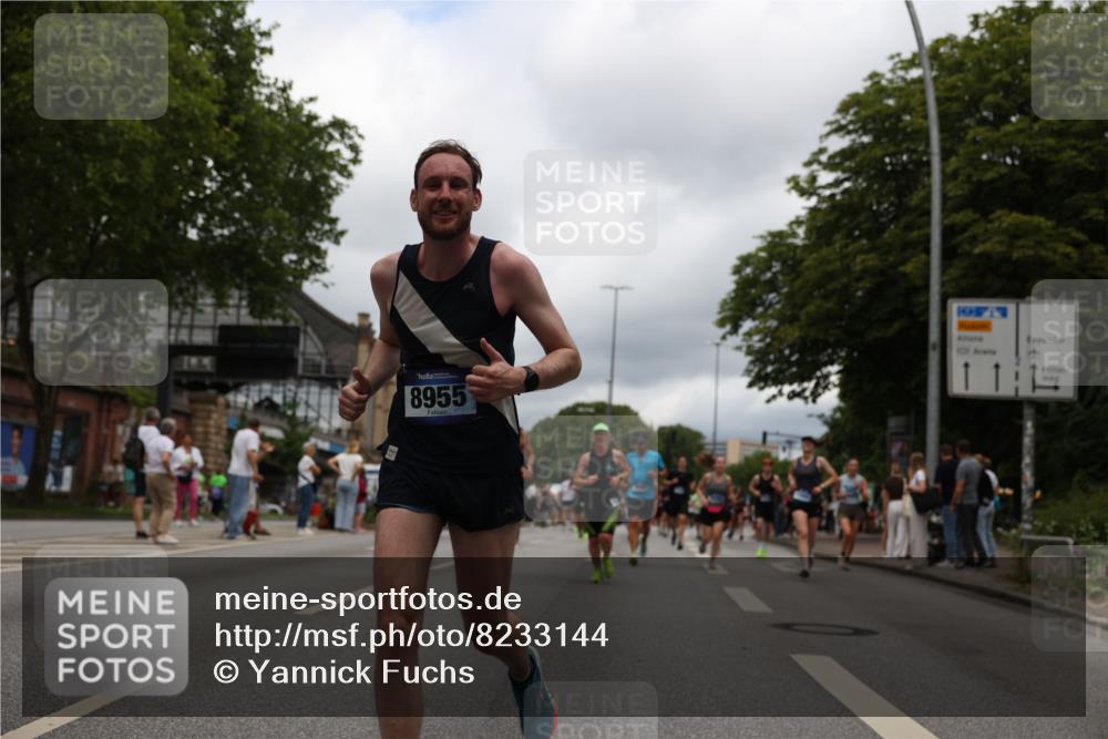 29.06.2025 - hella hamburg halbmarathon Yannick Fuchs http://msf.ph/oto/8233144 29.06.2025 10:46:57 20KM 1098, 1257, 1258, 1482, 1657, 1683, 2111, 2208, 2910, 3334, 3399, 3952, 3999, 4419, 4587, 4726, 5169, 5194, 5607, 5907, 6198, 6897, 7232, 7383, 8273, 8361, 8587, 8651, 8955, 9065, 9163, 10529, 10724, 10811, 11217, 11588, 11589, 11604, 11689, 12155, 12482, 12910, 13211, 14198, 14286, 14805, 15430, 15681, 15980, 16467, 16929, 17130, 17198, 17710, 18249, 18331, 18901, 19208, 19244 meine-sportfotos.de