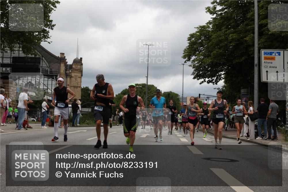 29.06.2025 - hella hamburg halbmarathon Yannick Fuchs http://msf.ph/oto/8233191 29.06.2025 10:46:58 20KM 1098, 1257, 1258, 1482, 1657, 1683, 2111, 2208, 2346, 2910, 3334, 3399, 3952, 3999, 4419, 4587, 4726, 5169, 5194, 5607, 5907, 6198, 6897, 7232, 7383, 8273, 8361, 8587, 8651, 8955, 9065, 9163, 10529, 10724, 10811, 11217, 11588, 11589, 11604, 11689, 12155, 12482, 12910, 14198, 14286, 14805, 15430, 15681, 15980, 16467, 16929, 17198, 17710, 18249, 18331, 18901, 19208, 19244 meine-sportfotos.de