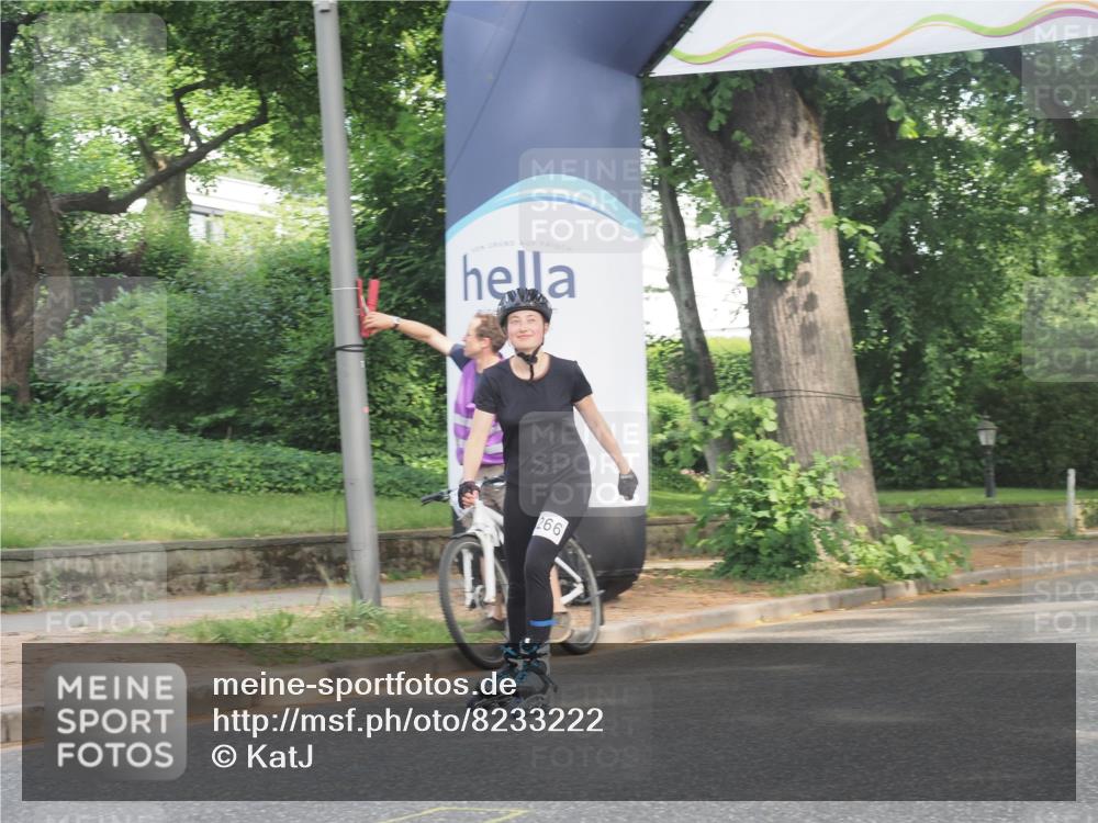 29.06.2025 - hella hamburg halbmarathon KatJ http://msf.ph/oto/8233222 29.06.2025 09:42:39 Zwischen KM18-KM19  meine-sportfotos.de