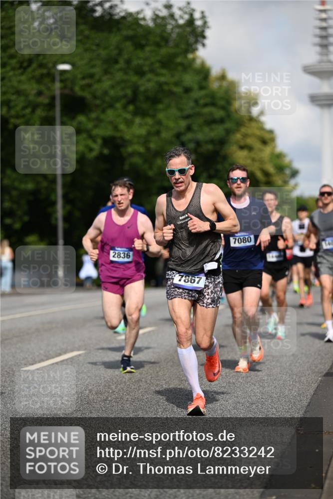 29.06.2025 - hella hamburg halbmarathon Dr. Thomas Lammeyer http://msf.ph/oto/8233242 29.06.2025 09:50:30 Kennedybrücke 1002, 1053, 1396, 1407, 1411, 1910, 1959, 2228, 2563, 2836, 2851, 3790, 3935, 4246, 4740, 5193, 6032, 6305, 6473, 7080, 7622, 7831, 7867, 7972, 9376, 9508, 10771, 11055, 11370 meine-sportfotos.de