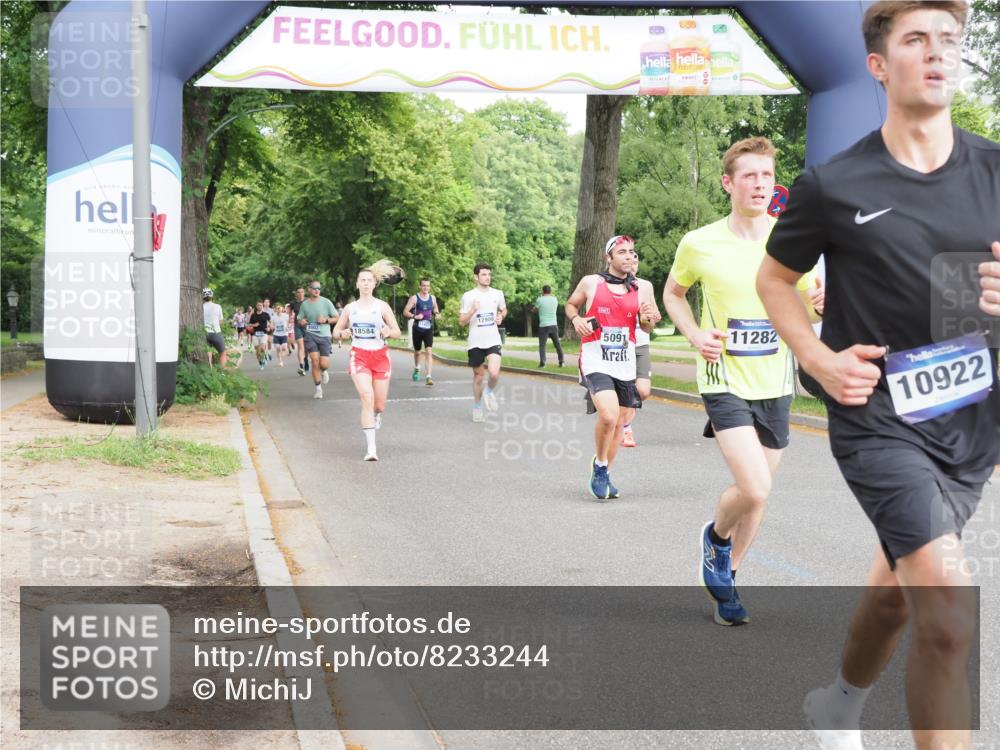 29.06.2025 - hella hamburg halbmarathon MichiJ http://msf.ph/oto/8233244 29.06.2025 10:26:43 Zwischen KM18-KM19 5091, 5791, 7743, 8571, 9017, 9171, 9643, 10793, 10922, 11282, 15382, 16075, 18193, 18277, 18584 meine-sportfotos.de