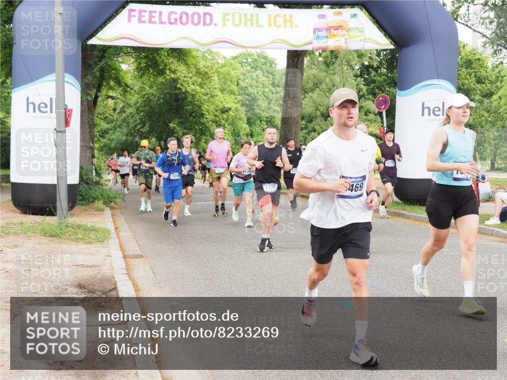 29.06.2025 - hella hamburg halbmarathon MichiJ http://msf.ph/oto/8233269 29.06.2025 10:49:46 Zwischen KM18-KM19 1126, 1722, 1724, 4370, 6311, 8469, 9899, 10194, 11402, 12567, 13528, 13739, 13841, 15093, 18028, 18359, 18739, 18796 meine-sportfotos.de
