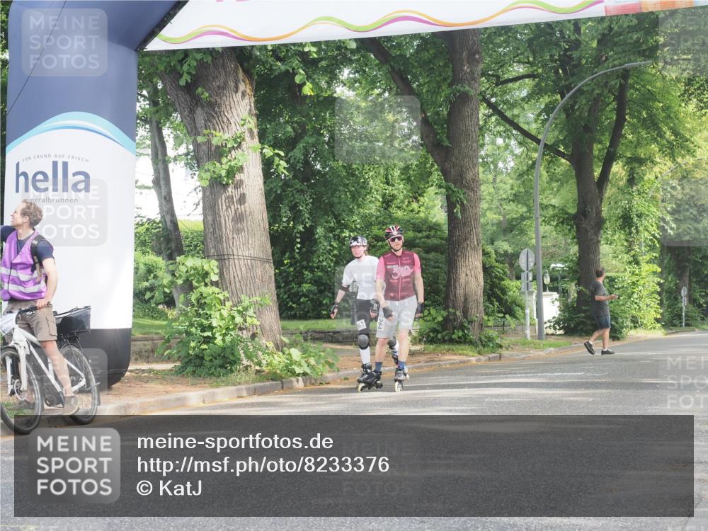 29.06.2025 - hella hamburg halbmarathon KatJ http://msf.ph/oto/8233376 29.06.2025 09:42:42 Zwischen KM18-KM19  meine-sportfotos.de