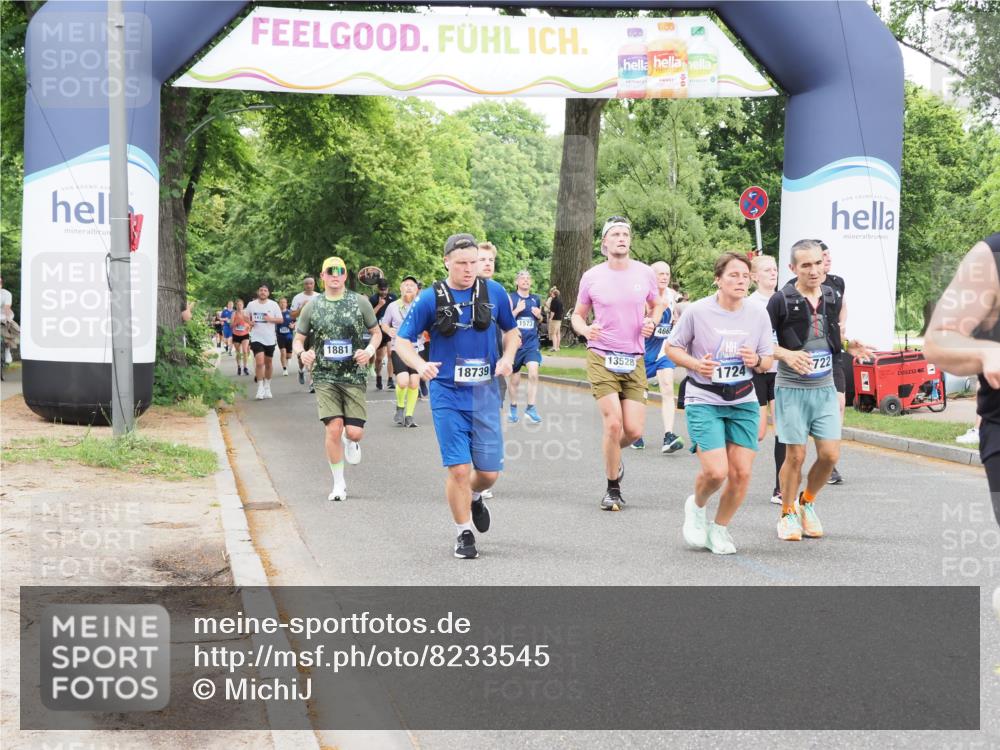 29.06.2025 - hella hamburg halbmarathon MichiJ http://msf.ph/oto/8233545 29.06.2025 10:49:48 Zwischen KM18-KM19 1126, 1722, 1724, 4370, 4665, 5734, 6311, 8469, 8822, 9899, 10194, 10214, 12567, 13528, 15093, 18028, 18359, 18717, 18739, 18796 meine-sportfotos.de