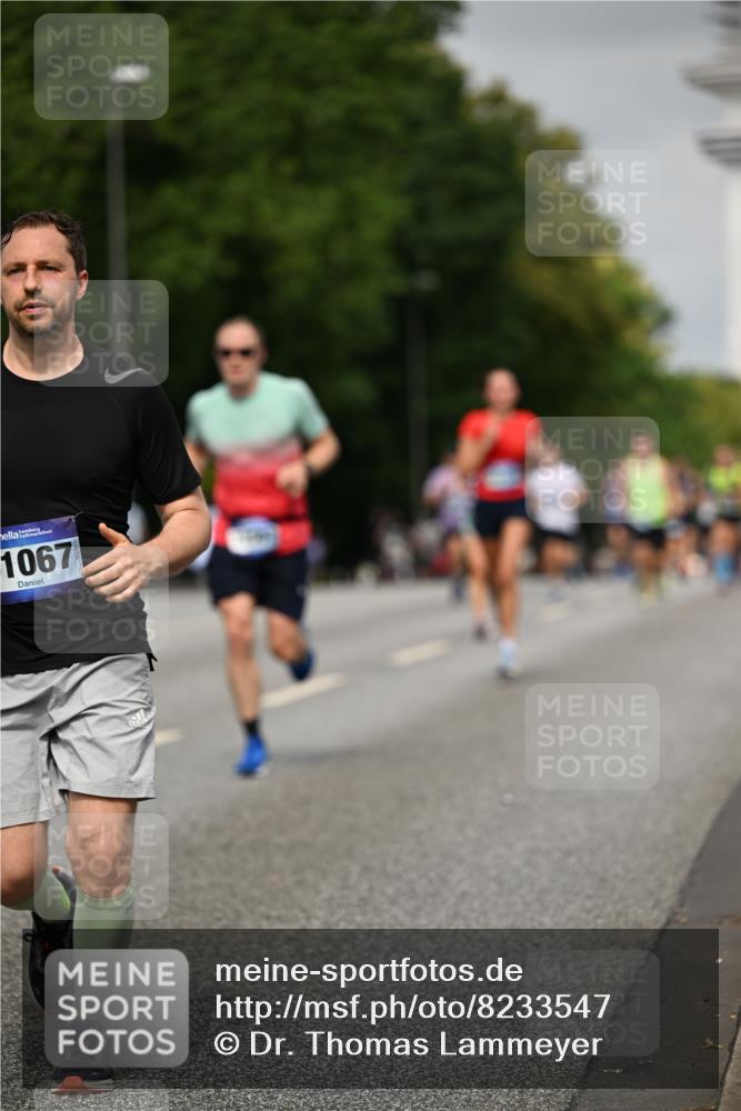 29.06.2025 - hella hamburg halbmarathon Dr. Thomas Lammeyer http://msf.ph/oto/8233547 29.06.2025 10:13:32 Kennedybrücke 7081, 7187, 7636, 9297, 9306, 9434, 9781, 10036, 10819, 10943, 11067 meine-sportfotos.de