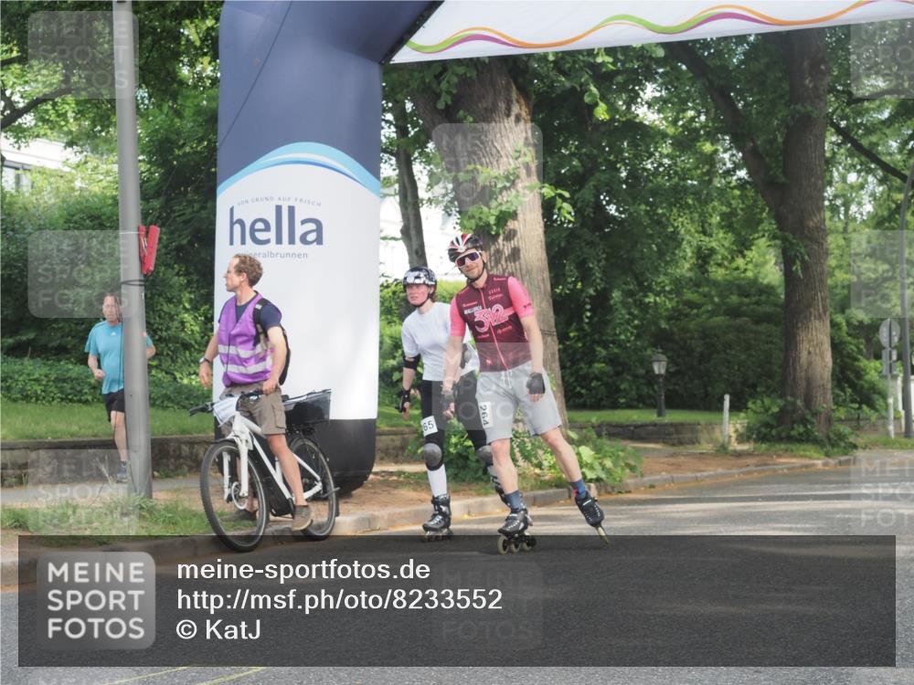 29.06.2025 - hella hamburg halbmarathon KatJ http://msf.ph/oto/8233552 29.06.2025 09:42:43 Zwischen KM18-KM19  meine-sportfotos.de