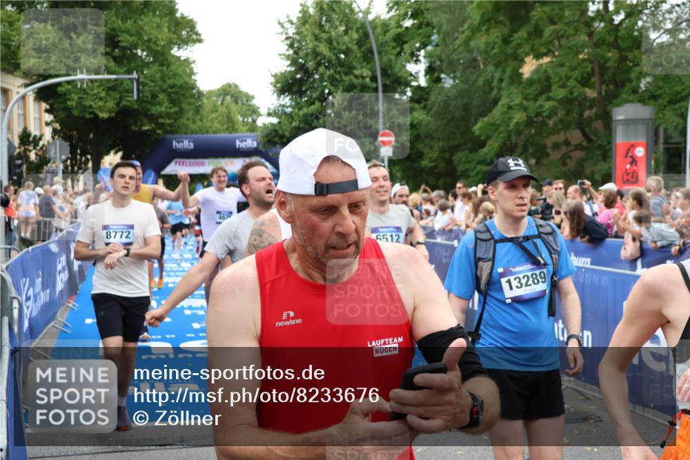 29.06.2025 - hella hamburg halbmarathon Zöllner http://msf.ph/oto/8233676 29.06.2025 10:54:30 Ziel 1442, 3426, 3794, 4635, 4868, 6511, 6512, 7129, 8772, 11009, 11797, 11799, 12321, 12362, 15146, 16327, 19067 meine-sportfotos.de