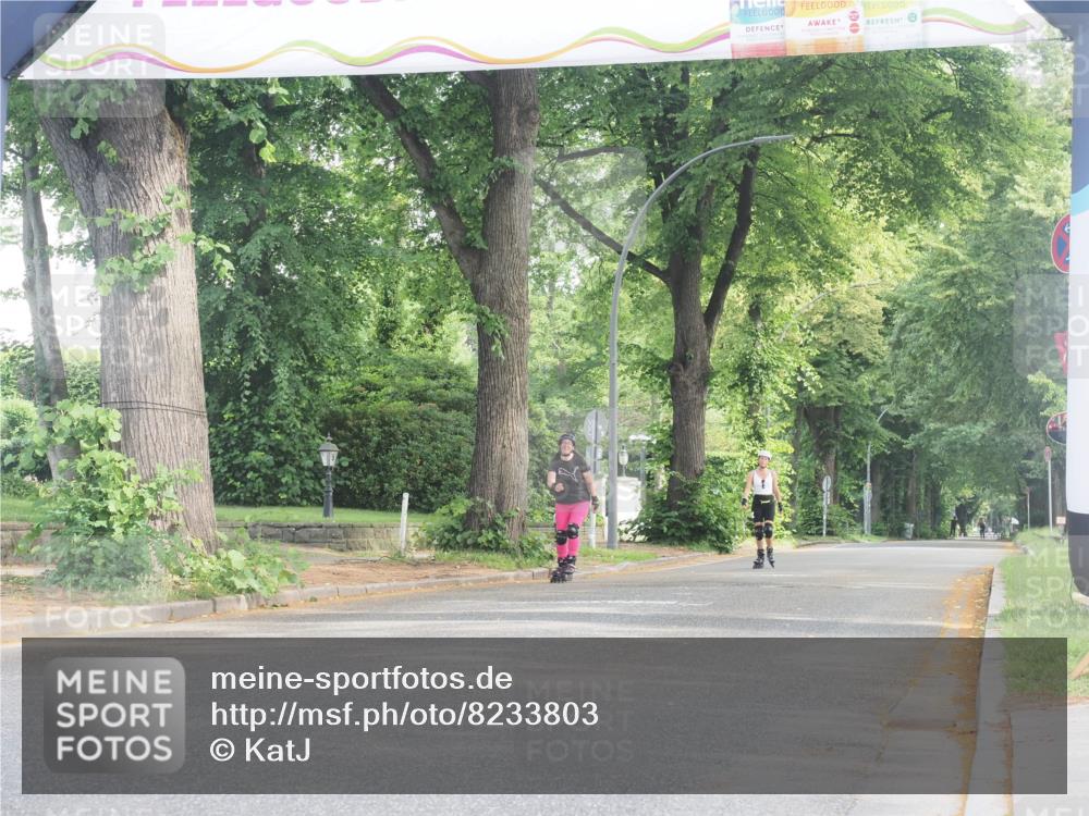 29.06.2025 - hella hamburg halbmarathon KatJ http://msf.ph/oto/8233803 29.06.2025 09:43:26 Zwischen KM18-KM19  meine-sportfotos.de