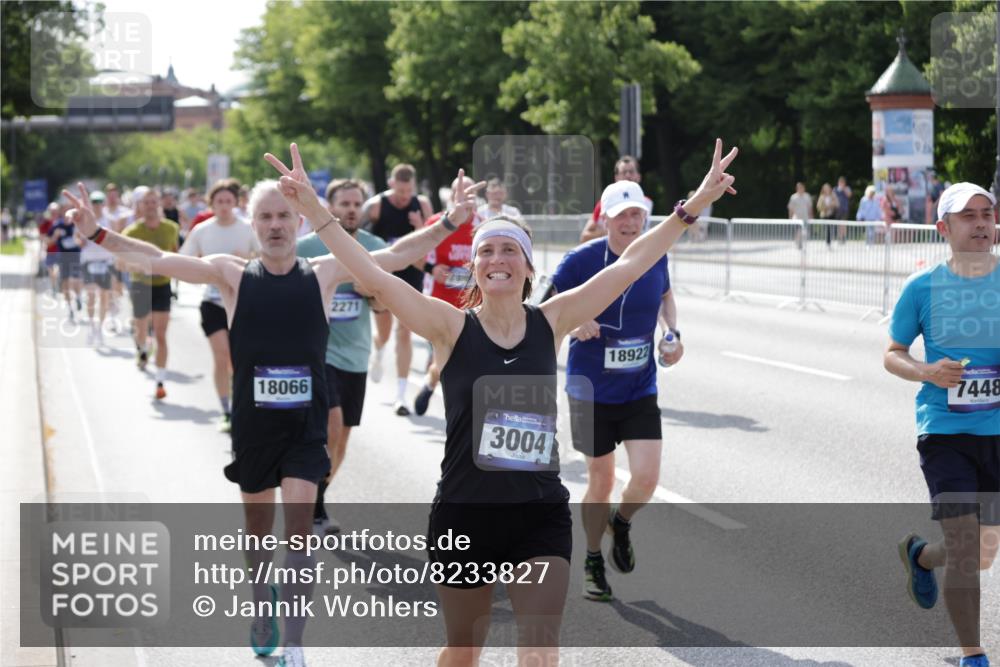 29.06.2025 - hella hamburg halbmarathon Jannik Wohlers http://msf.ph/oto/8233827 29.06.2025 09:53:13 Lombardsbrücke 2365, 2402, 2623, 2890, 2937, 3004, 3146, 3186, 3414, 4140, 4247, 4310, 5362, 5460, 5532, 5650, 5692, 6071, 6282, 6375, 6388, 6903, 7385, 7448, 7480, 9200, 9303, 9626, 9633, 9723, 9965, 11283, 12271, 13009, 13450, 13667, 14034, 14200, 14262, 14464, 14618, 14619, 14764, 15519, 15851, 16084, 16286, 16333, 16725, 16766, 17032, 17384, 17718, 17748, 17960, 18066, 18638, 18678, 18922 meine-sportfotos.de