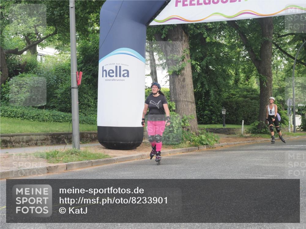 29.06.2025 - hella hamburg halbmarathon KatJ http://msf.ph/oto/8233901 29.06.2025 09:43:30 Zwischen KM18-KM19  meine-sportfotos.de