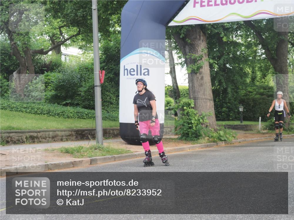 29.06.2025 - hella hamburg halbmarathon KatJ http://msf.ph/oto/8233952 29.06.2025 09:43:30 Zwischen KM18-KM19  meine-sportfotos.de