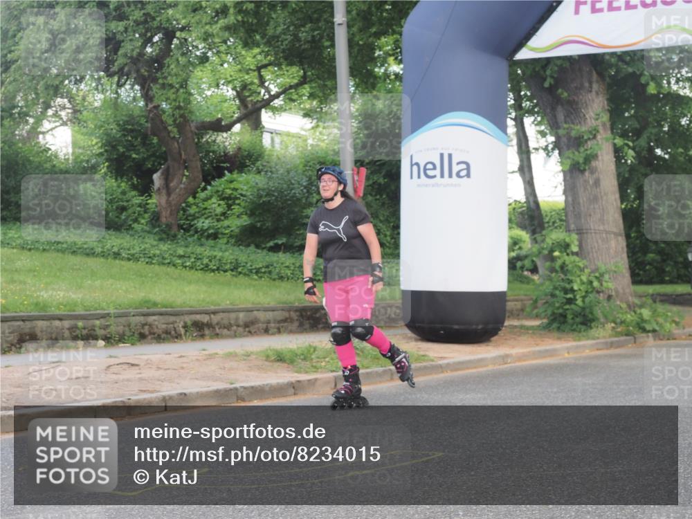 29.06.2025 - hella hamburg halbmarathon KatJ http://msf.ph/oto/8234015 29.06.2025 09:43:30 Zwischen KM18-KM19  meine-sportfotos.de