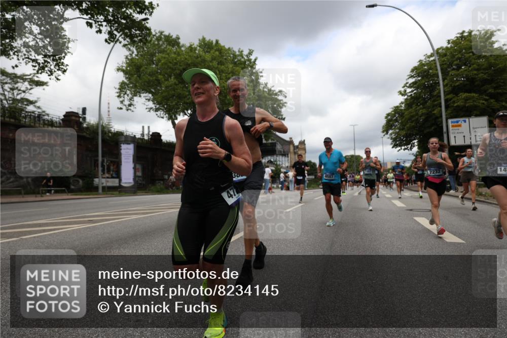 29.06.2025 - hella hamburg halbmarathon Yannick Fuchs http://msf.ph/oto/8234145 29.06.2025 10:47:01 20KM 1258, 1482, 1683, 2111, 2208, 2346, 2910, 3334, 3399, 3999, 4065, 4419, 4587, 4726, 5077, 5169, 5194, 5607, 5907, 6198, 6897, 7232, 7383, 7509, 8273, 8361, 8587, 8651, 8955, 9065, 9163, 10529, 10724, 11217, 11588, 11589, 11604, 11689, 12155, 12482, 12910, 14805, 15430, 15681, 15980, 16467, 16929, 17710, 18249, 18331, 18720, 18901, 19208, 19244 meine-sportfotos.de