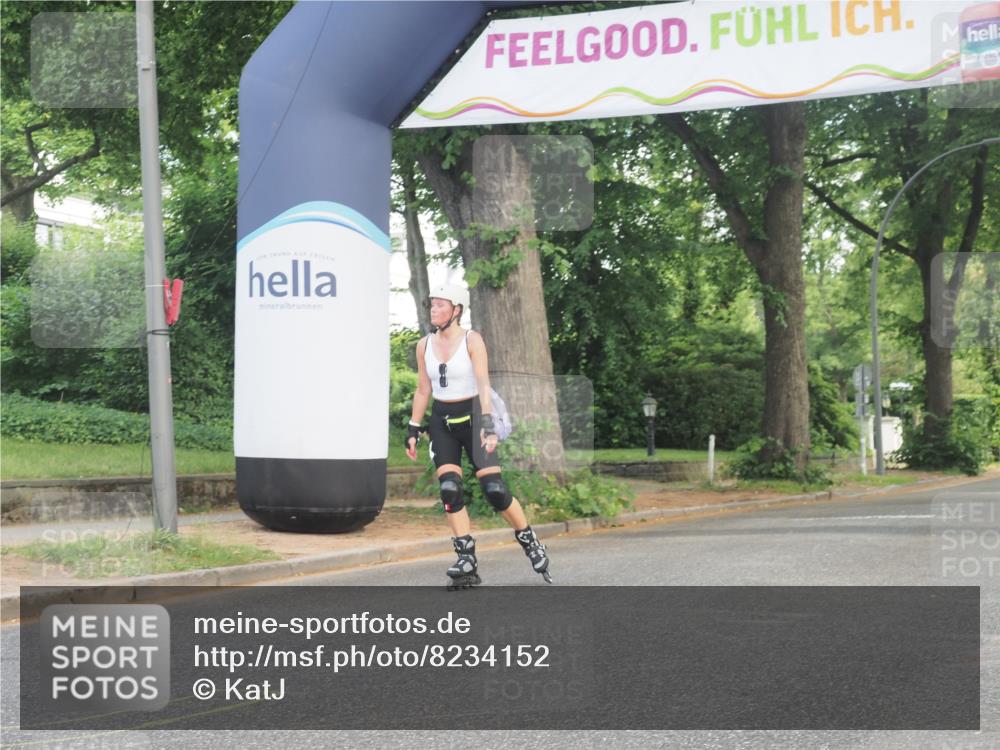 29.06.2025 - hella hamburg halbmarathon KatJ http://msf.ph/oto/8234152 29.06.2025 09:43:32 Zwischen KM18-KM19  meine-sportfotos.de