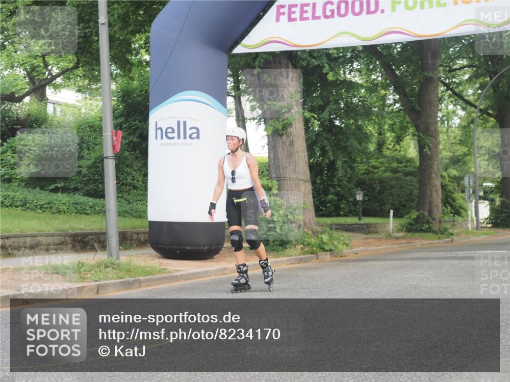 29.06.2025 - hella hamburg halbmarathon KatJ http://msf.ph/oto/8234170 29.06.2025 09:43:32 Zwischen KM18-KM19  meine-sportfotos.de