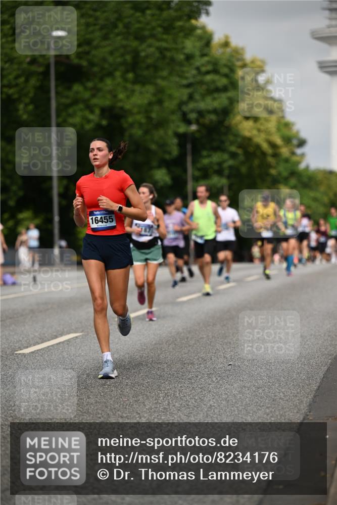 29.06.2025 - hella hamburg halbmarathon Dr. Thomas Lammeyer http://msf.ph/oto/8234176 29.06.2025 10:13:36 Kennedybrücke 3921, 5511, 7081, 7187, 7333, 7636, 9306, 9366, 9434, 9674, 9781, 10036, 10819, 10943, 11067 meine-sportfotos.de