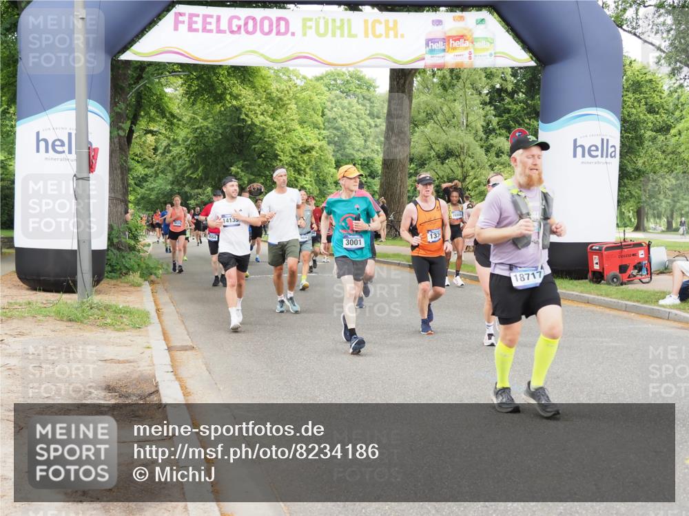 29.06.2025 - hella hamburg halbmarathon MichiJ http://msf.ph/oto/8234186 29.06.2025 10:49:52 Zwischen KM18-KM19 1126, 1254, 1334, 1573, 1722, 1724, 1881, 3001, 4370, 4665, 5734, 8822, 9718, 10214, 13528, 15093, 15252, 17757, 18028, 18717 meine-sportfotos.de