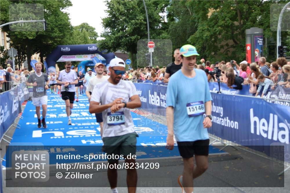 29.06.2025 - hella hamburg halbmarathon Zöllner http://msf.ph/oto/8234209 29.06.2025 10:54:39 Ziel 1125, 2474, 5259, 8798, 9012, 10040, 10368, 10376, 12489, 12607, 17765 meine-sportfotos.de