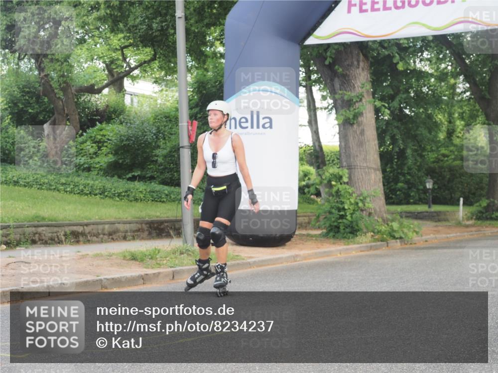 29.06.2025 - hella hamburg halbmarathon KatJ http://msf.ph/oto/8234237 29.06.2025 09:43:33 Zwischen KM18-KM19  meine-sportfotos.de