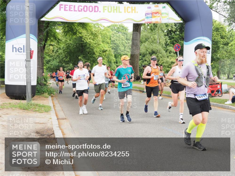 29.06.2025 - hella hamburg halbmarathon MichiJ http://msf.ph/oto/8234255 29.06.2025 10:49:52 Zwischen KM18-KM19 1126, 1254, 1334, 1573, 1722, 1724, 1881, 3001, 4370, 4665, 5734, 8822, 9718, 10214, 13528, 15093, 15252, 17757, 18028, 18717 meine-sportfotos.de