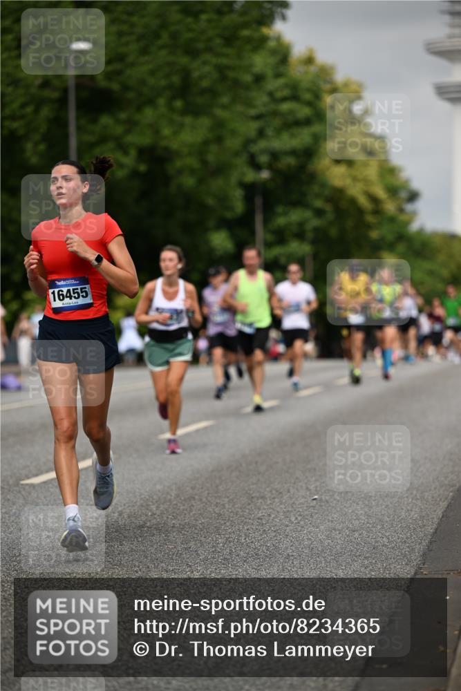 29.06.2025 - hella hamburg halbmarathon Dr. Thomas Lammeyer http://msf.ph/oto/8234365 29.06.2025 10:13:36 Kennedybrücke 3921, 5511, 7081, 7187, 7333, 7636, 9306, 9366, 9434, 9674, 9781, 10036, 10819, 10943, 11067 meine-sportfotos.de