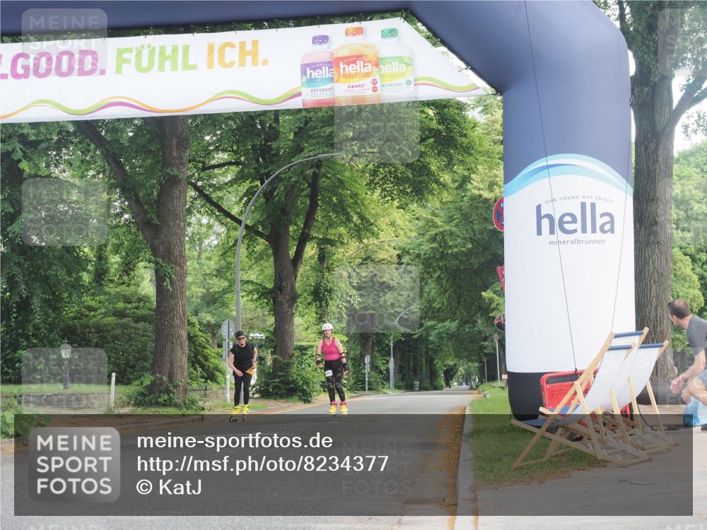 29.06.2025 - hella hamburg halbmarathon KatJ http://msf.ph/oto/8234377 29.06.2025 09:44:03 Zwischen KM18-KM19  meine-sportfotos.de