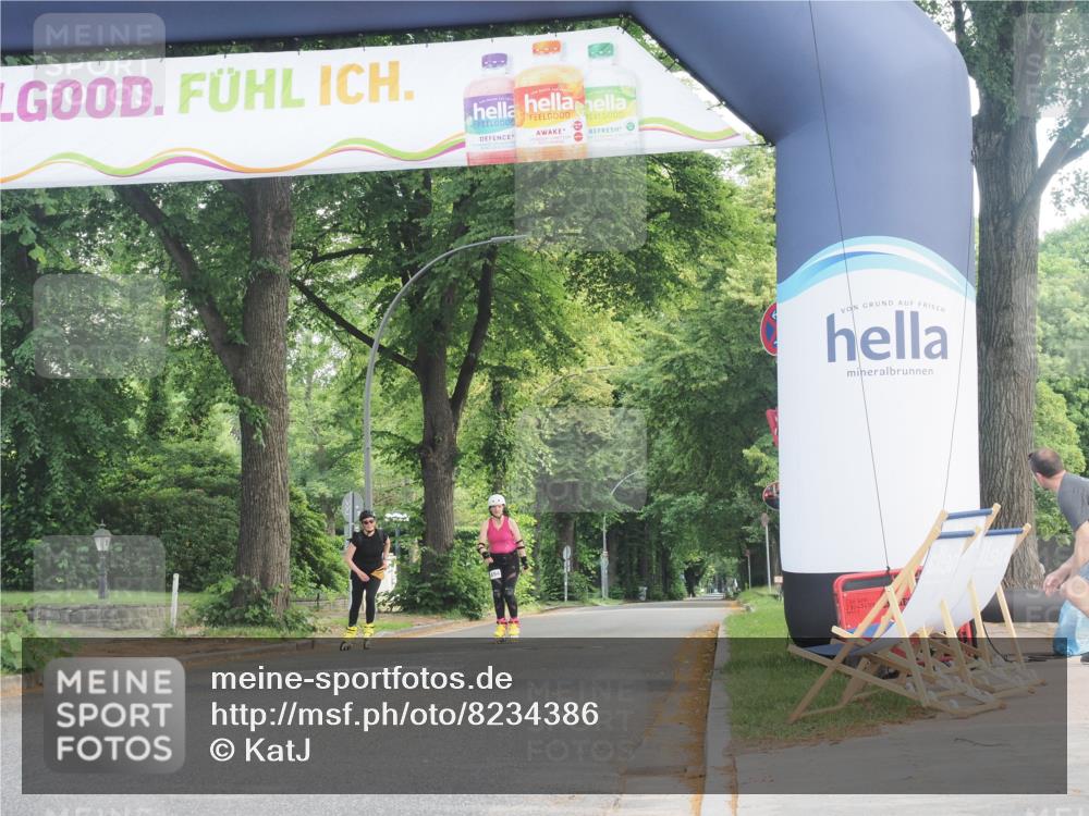 29.06.2025 - hella hamburg halbmarathon KatJ http://msf.ph/oto/8234386 29.06.2025 09:44:03 Zwischen KM18-KM19  meine-sportfotos.de