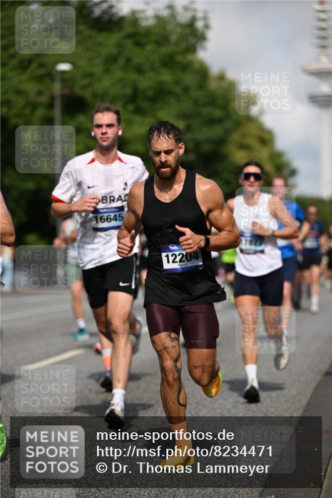 29.06.2025 - hella hamburg halbmarathon Dr. Thomas Lammeyer http://msf.ph/oto/8234471 29.06.2025 09:50:34 Kennedybrücke 1002, 1396, 1407, 1411, 1910, 1959, 2228, 2563, 2836, 2851, 3790, 3935, 4246, 4740, 5193, 6032, 6305, 6473, 6915, 7080, 7622, 7831, 7867, 7972, 8366, 9376, 9508, 10771, 11055, 11370 meine-sportfotos.de