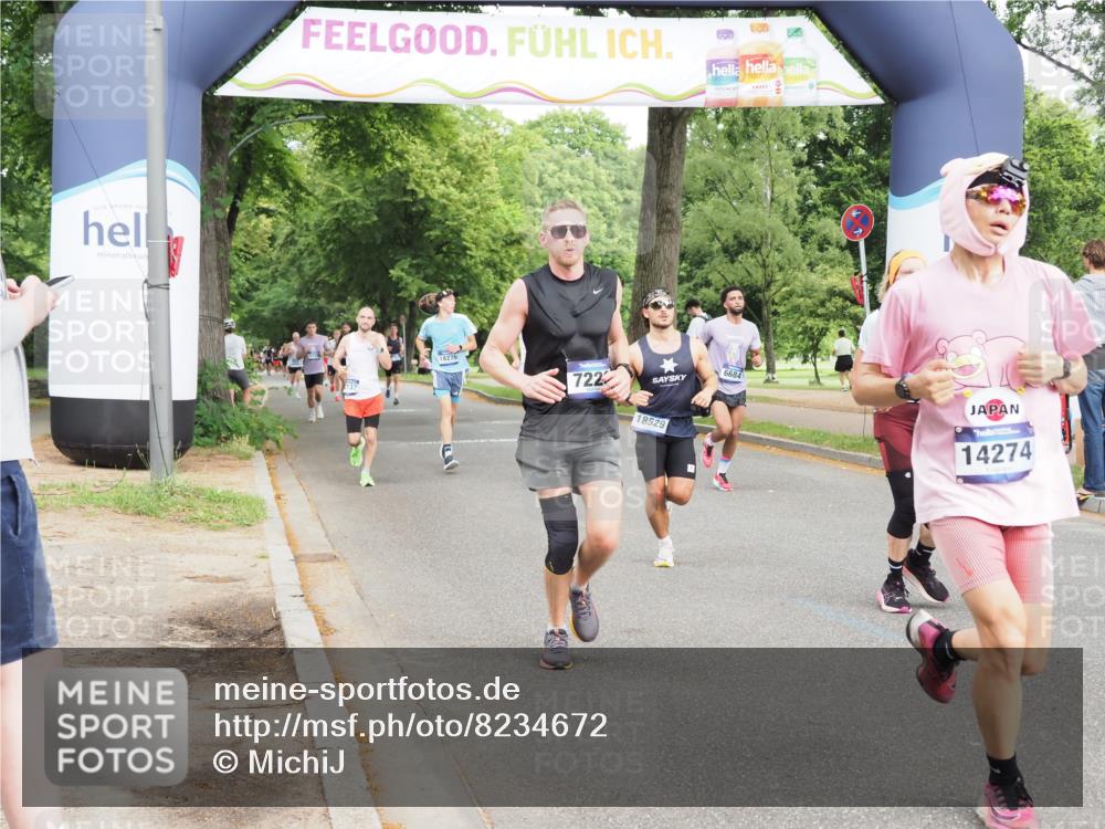 29.06.2025 - hella hamburg halbmarathon MichiJ http://msf.ph/oto/8234672 29.06.2025 10:26:56 Zwischen KM18-KM19 1042, 2262, 2296, 4148, 5248, 6684, 7229, 11952, 14274, 14992, 15888, 17722, 18529 meine-sportfotos.de