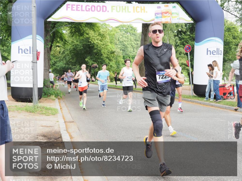 29.06.2025 - hella hamburg halbmarathon MichiJ http://msf.ph/oto/8234723 29.06.2025 10:26:56 Zwischen KM18-KM19 1042, 2262, 2296, 4148, 5248, 6684, 7229, 11952, 14274, 14992, 15888, 17722, 18529 meine-sportfotos.de