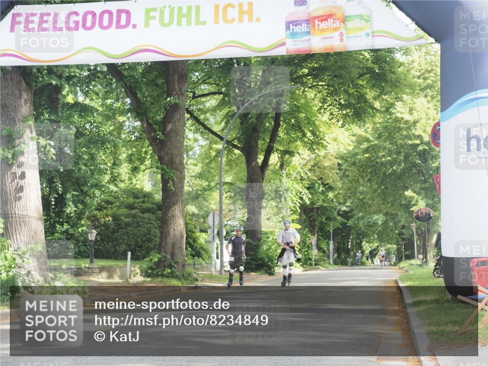 29.06.2025 - hella hamburg halbmarathon KatJ http://msf.ph/oto/8234849 29.06.2025 09:46:52 Zwischen KM18-KM19  meine-sportfotos.de