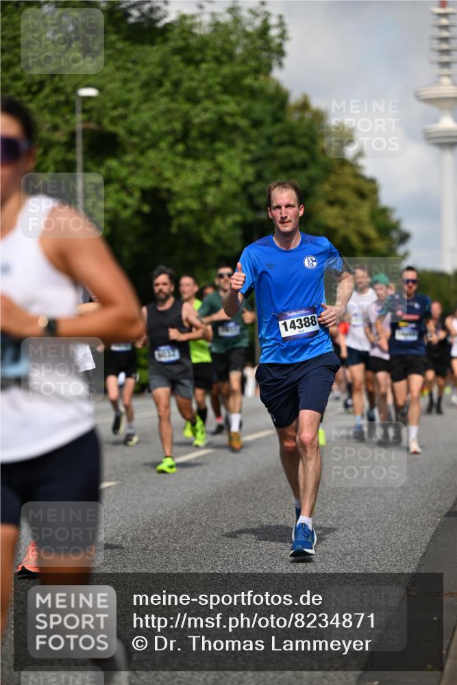 29.06.2025 - hella hamburg halbmarathon Dr. Thomas Lammeyer http://msf.ph/oto/8234871 29.06.2025 09:50:36 Kennedybrücke 1002, 1396, 1407, 1411, 1910, 1959, 2228, 2563, 2836, 2851, 3790, 3935, 4246, 4740, 6032, 6305, 6473, 6915, 7080, 7622, 7831, 7867, 7972, 8366, 9376, 9508, 10771, 11055, 11370 meine-sportfotos.de