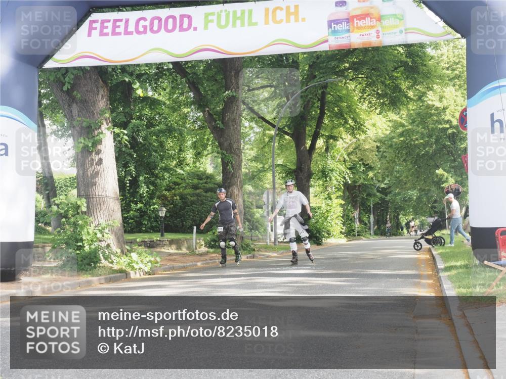 29.06.2025 - hella hamburg halbmarathon KatJ http://msf.ph/oto/8235018 29.06.2025 09:46:55 Zwischen KM18-KM19  meine-sportfotos.de