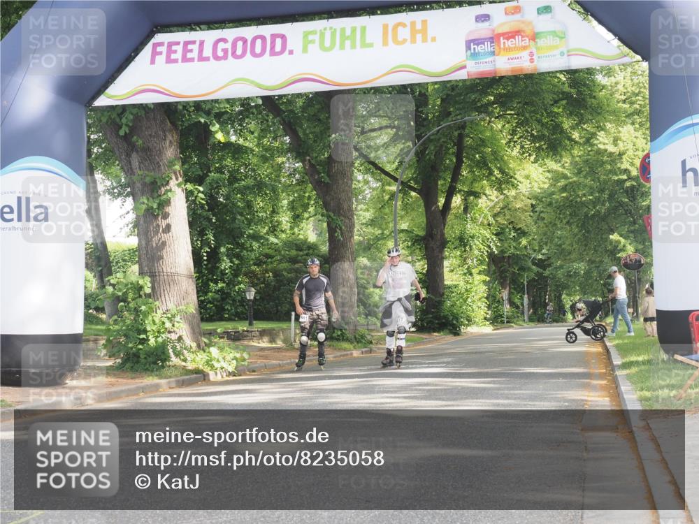 29.06.2025 - hella hamburg halbmarathon KatJ http://msf.ph/oto/8235058 29.06.2025 09:46:55 Zwischen KM18-KM19  meine-sportfotos.de